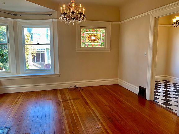 2nd image of 243 Divisadero St