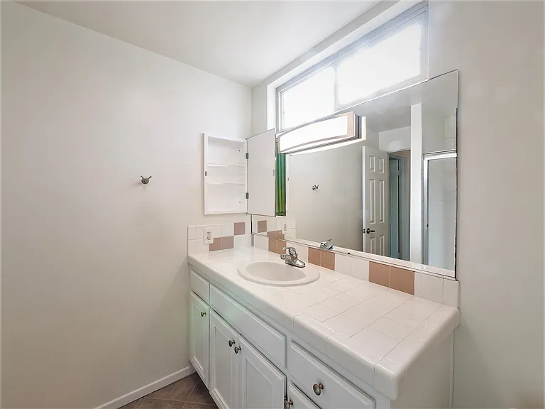 8219 Redlands St — Photo 20