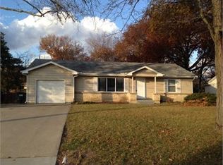 1308 W 20th St, Lawrence, KS 66046