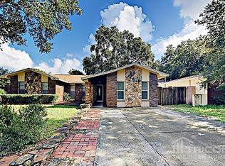 2811 Pine Tree Ave, Largo, FL 33771