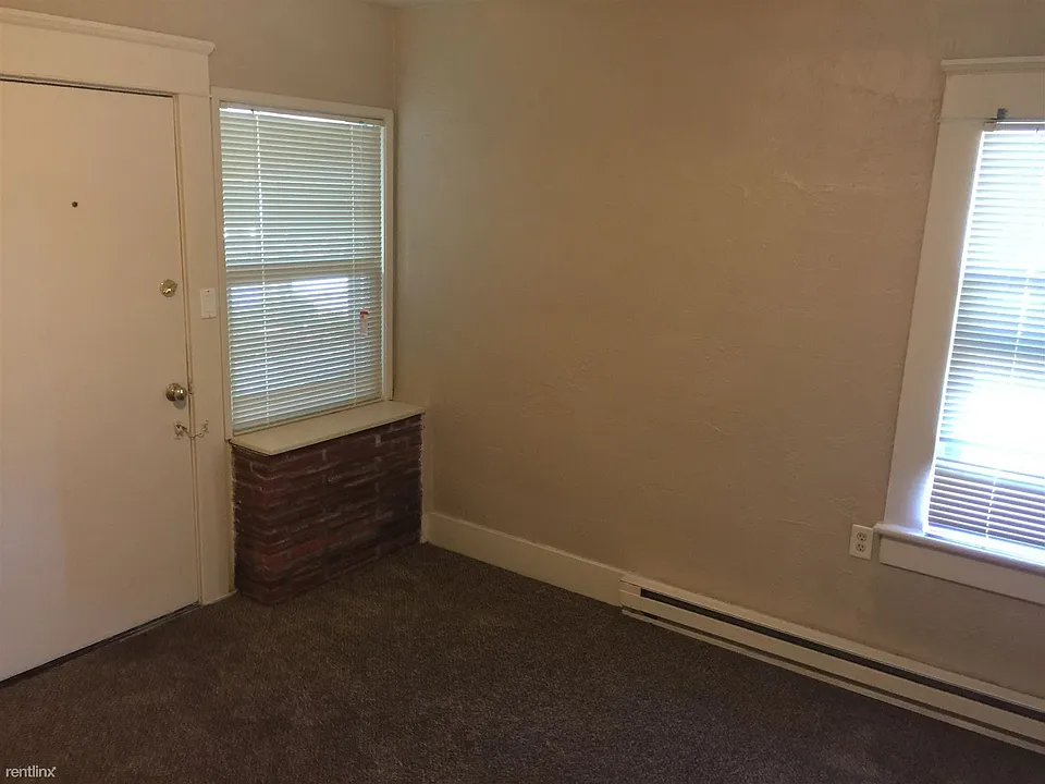 bedroom 3 exterior entry and windows