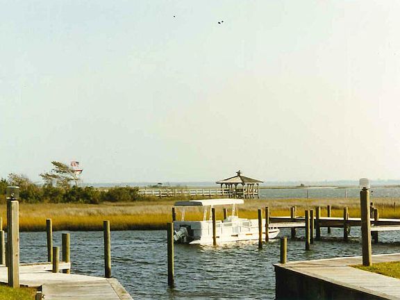 3rd image of 104 Osprey Ct