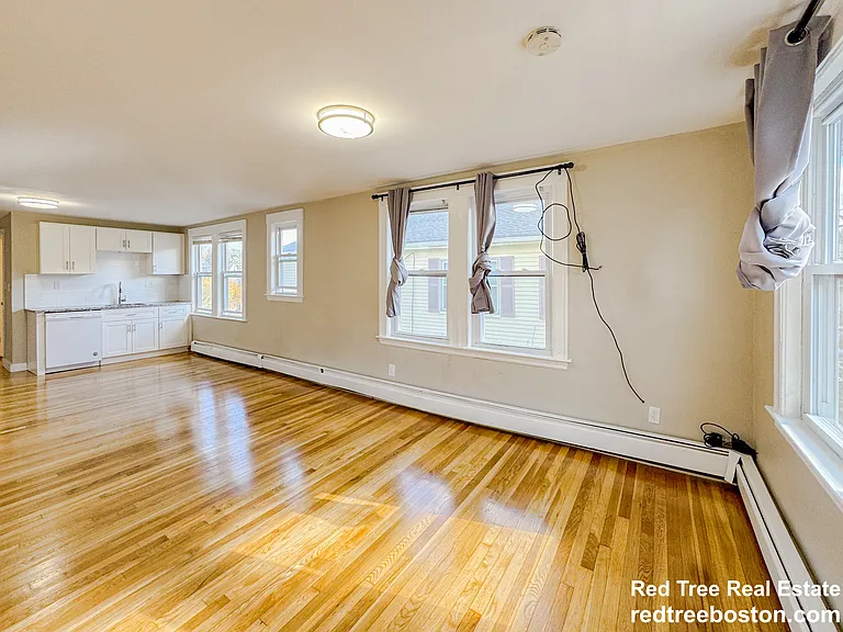 19 Town Hill St #2 — Photo 2