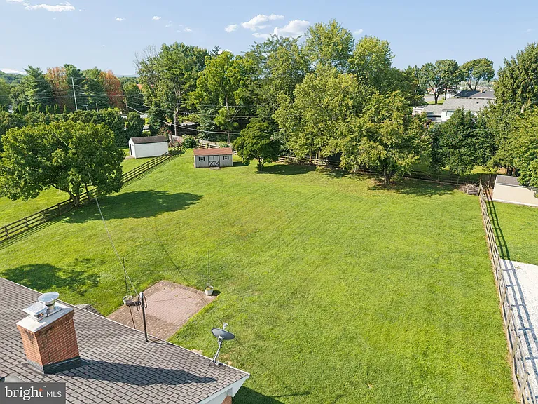 8109 Broadview Dr — Photo 30