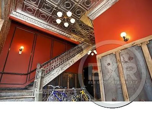 Rented by EXR | media 28