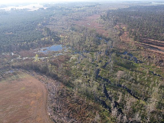 5th image of 711 Cade Rd.