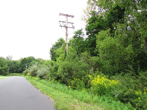 5th image of 4 Forest Glen Dr #L-104