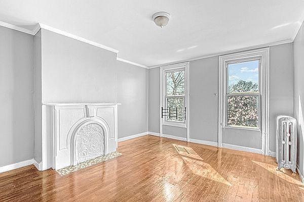 1st image of 594 Hancock St #2