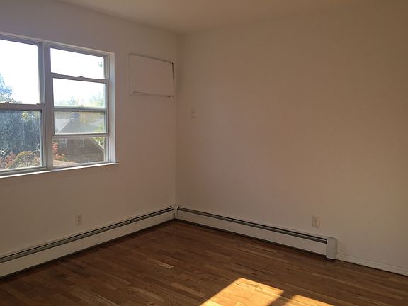 4th image of 13742 Laburnum Avenue # Fl 1