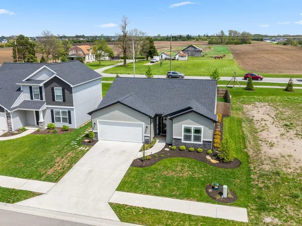 230 Brescia Dr, Fort Wayne, IN 46814
