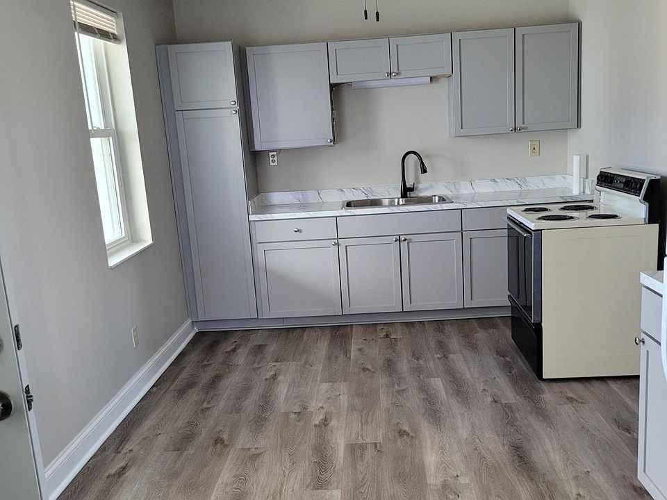 1st image of 12915 Plover St #3