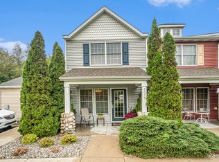 1079 Moreland St, Grand Haven, MI 49417