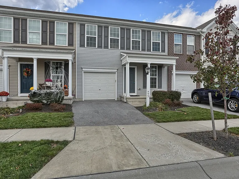 777 Whitetail Dr — Photo 3