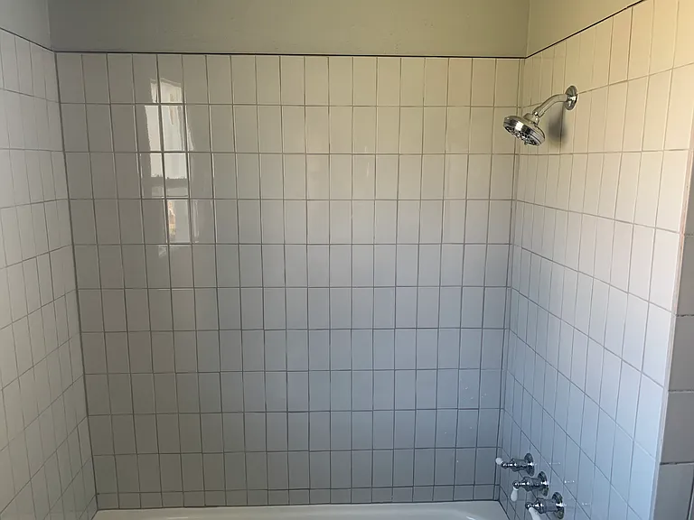 1016 South Ave — Photo 8