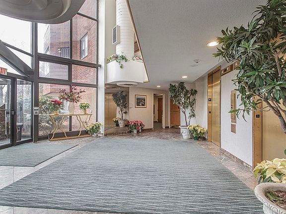 4th image of 200 Burkhall St Unit 807