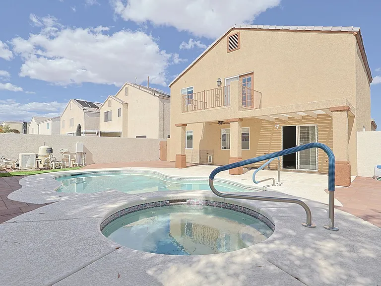 6113 Crystal Talon St — Photo 31