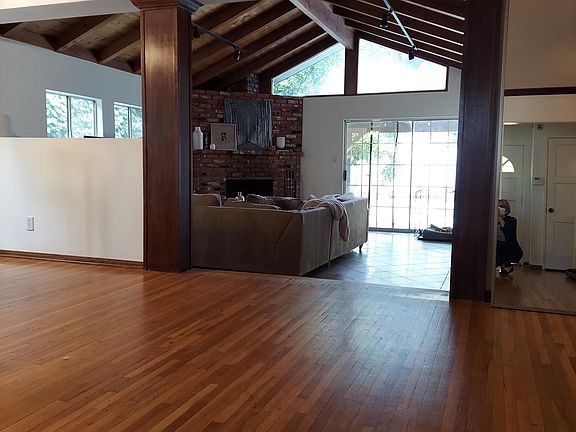 3rd image of 21314 Velicata St