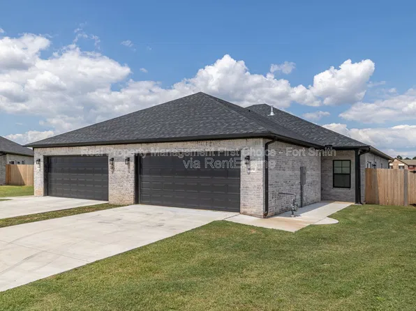 8900 Cambria Cir Unit A, Fort Smith, AR 72916