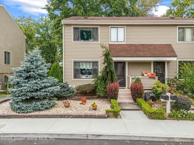 62 Arrowood Ct, Staten Island, NY, 10309