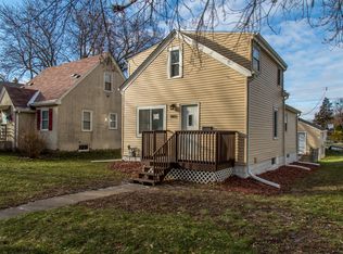 1493 Hazel St N, Saint Paul, MN 55119