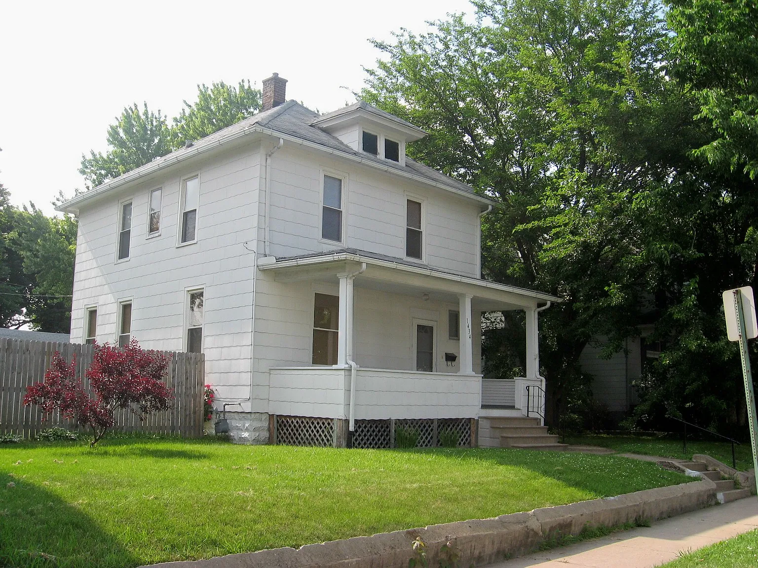 1434 41st St photo 1