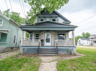 114 E Irving Ave, Oshkosh, WI 54901