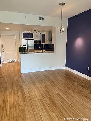 4th image of 10 Aragon Ave Suite 614