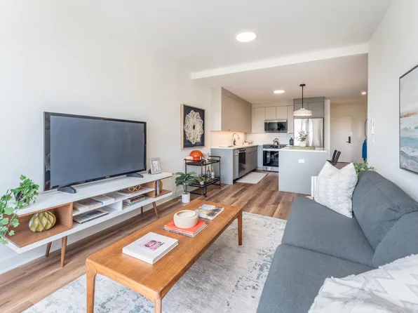 873 Communipaw Avenue image 81 of 90