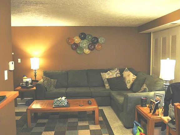 5th image of 942 Wood Hollow Dr