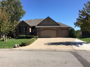 337 S Fairway Cir, Andover, KS 67002
