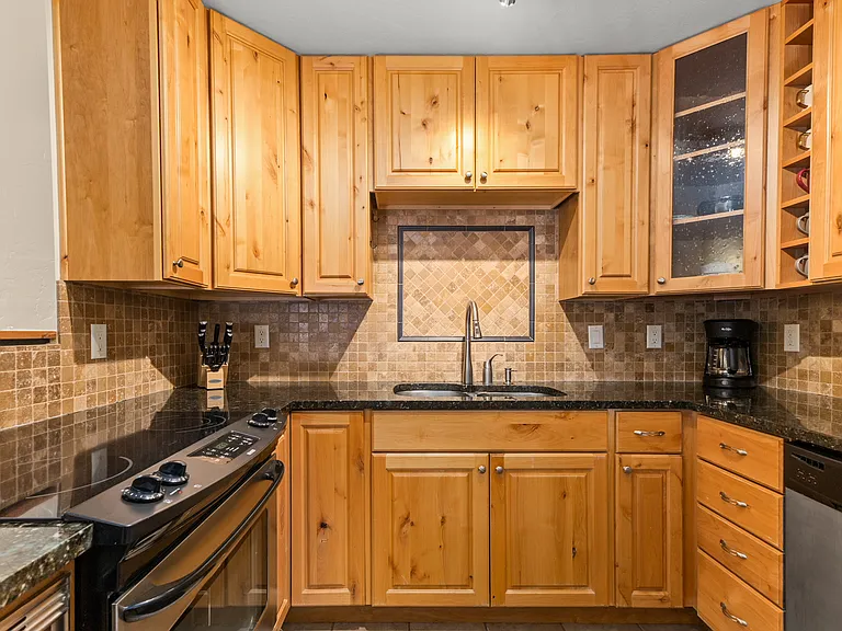 Kitchen | Stove