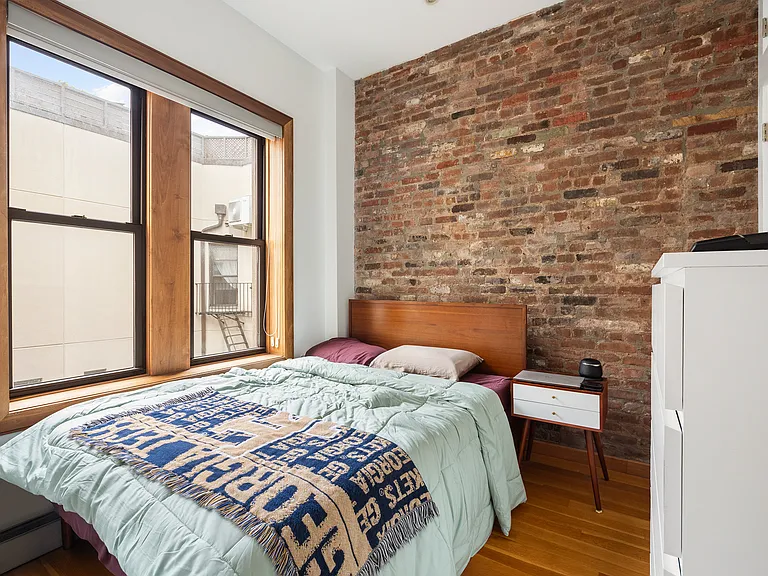 68 Thompson St #B — Photo 4