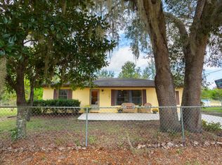 100 Jean St, Interlachen, FL 32148