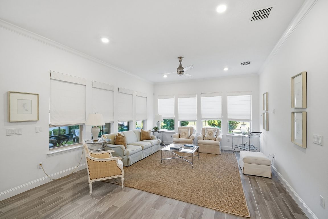 next background image