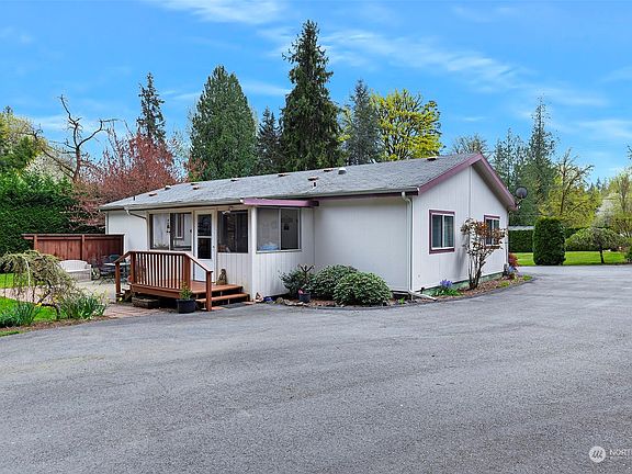 5th image of 3451 NE Old Belfair Highway