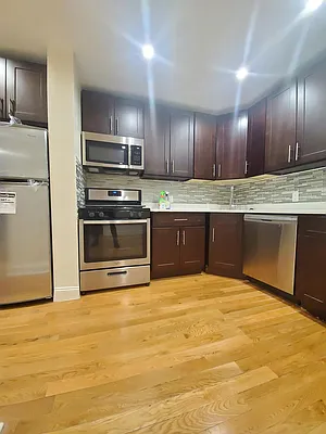 Rented by Esra Realty | media 15