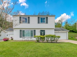 344 Karen Dr, Chardon, OH 44024