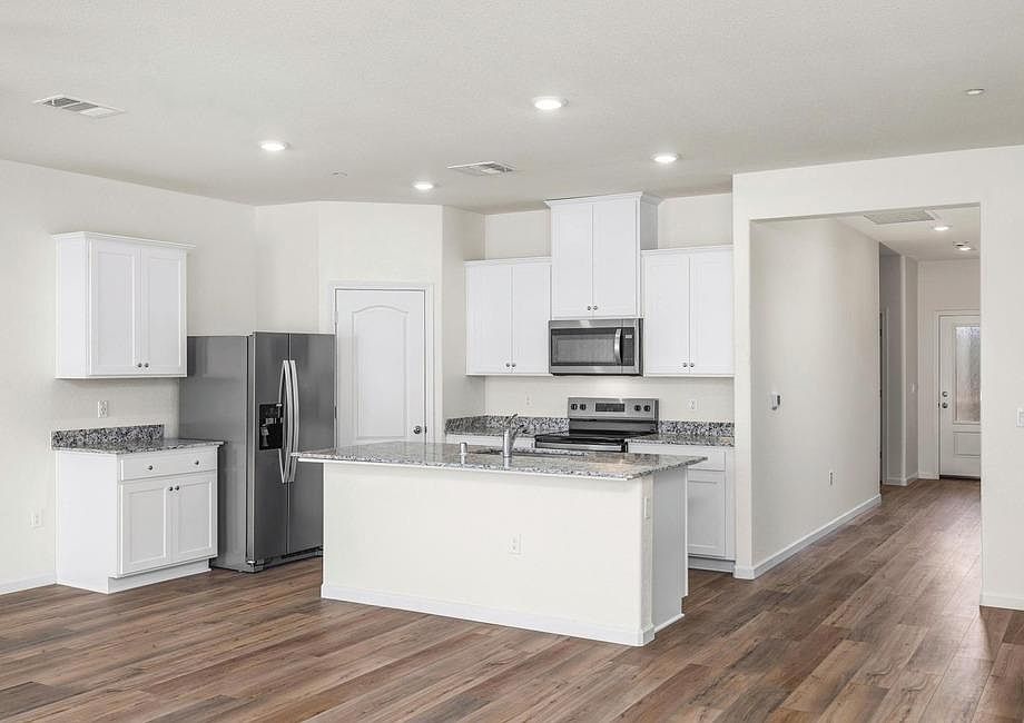 2nd image of 2205 Mickelson Drive