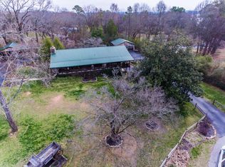 8819 Saint John Rd, Hixson, TN 37343