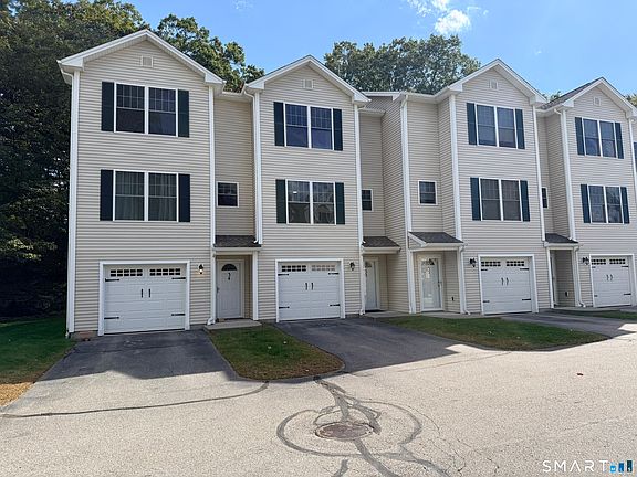 2nd image of 86 Otrobando Avenue #33