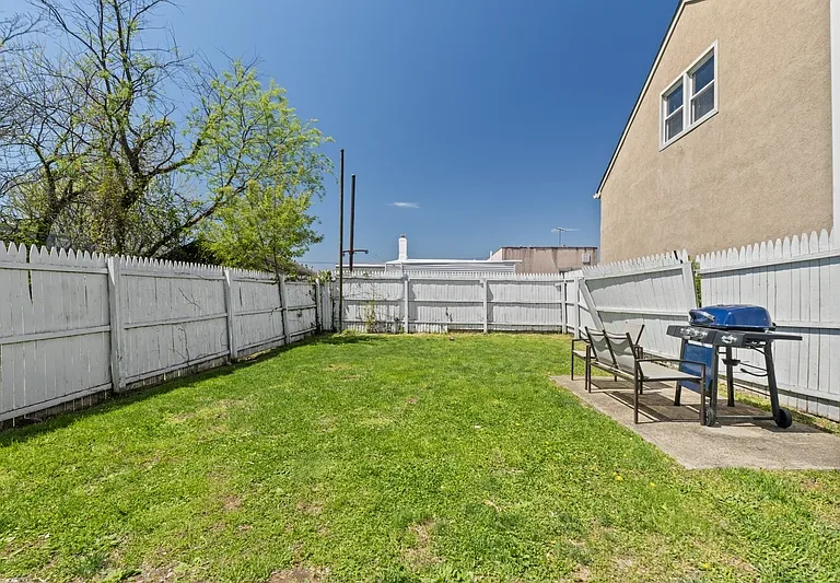 341 Harrison Ave #1 — Photo 10