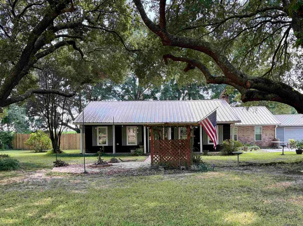 1177 Valverda Rd, Maringouin, LA 70757
