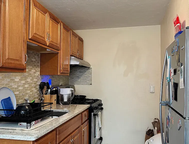 297 Meridian St #2 — Photo 3