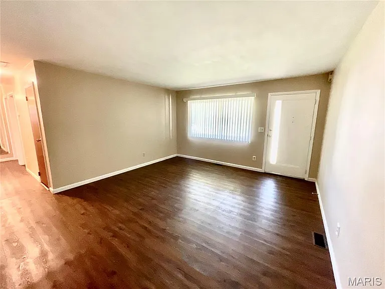 208 Harvard Dr — Photo 12