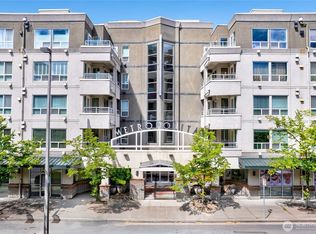 925 110th Ave NE APT 406, Bellevue, WA