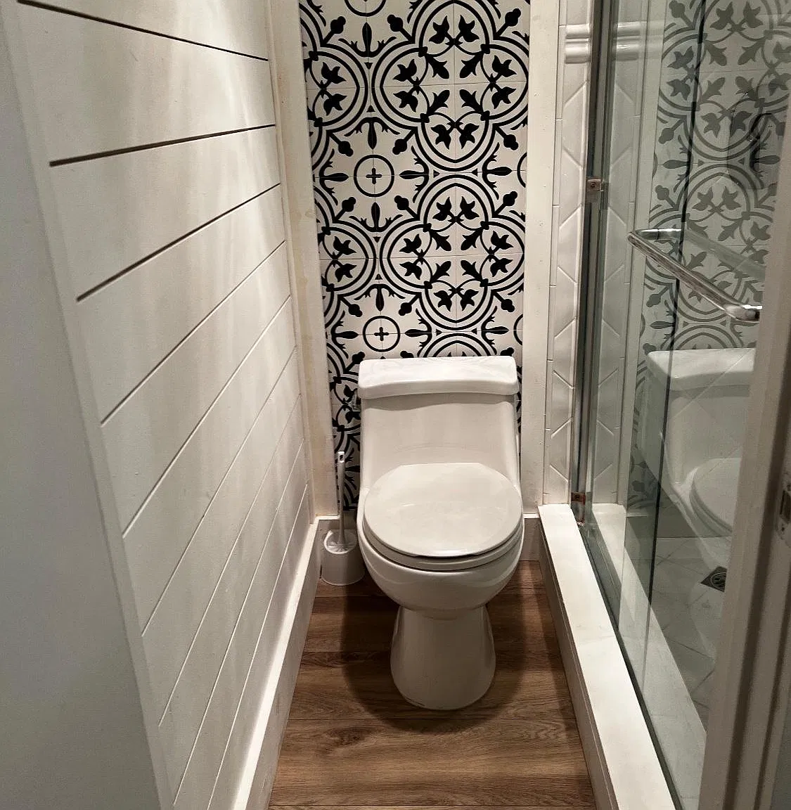 300 Cagney Ln — Photo 2