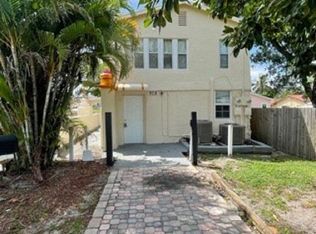 908 Alamanda Rd APT A, West Palm Beach, FL 33405