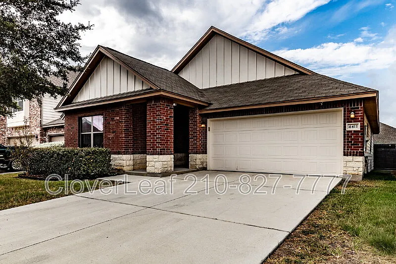 3 bed, 2.5 bath, 2112 sqft, $1,995 — Photo 3