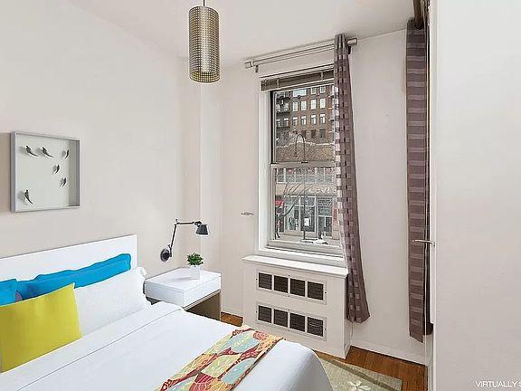 2nd image of 25 W 13th St APT 1GN