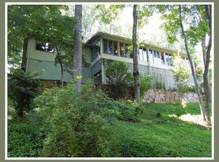 180 Pinecrest Dr, Franklin, NC 28734